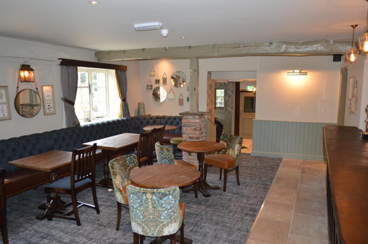 Inn The Forresters Arms Kilburn